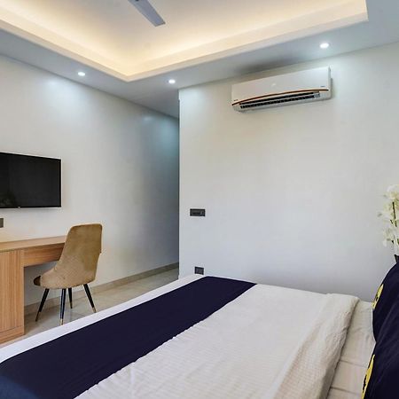 Hotel O Parkinn Gurgaon Zewnętrze zdjęcie