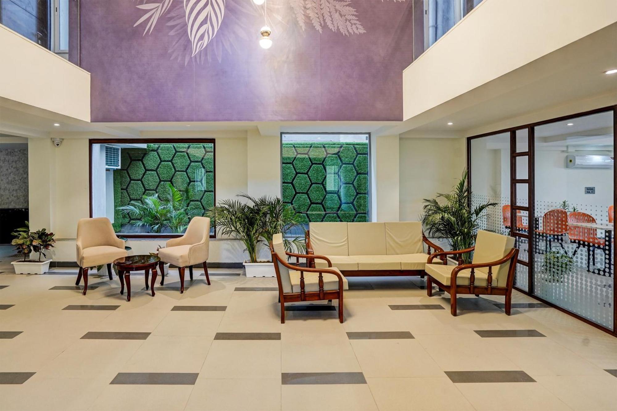 Hotel O Parkinn Gurgaon Zewnętrze zdjęcie
